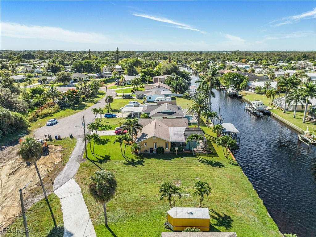 2193 River Road Fort Myers, FL 33905 - Photo 14 of 19 a view of a city