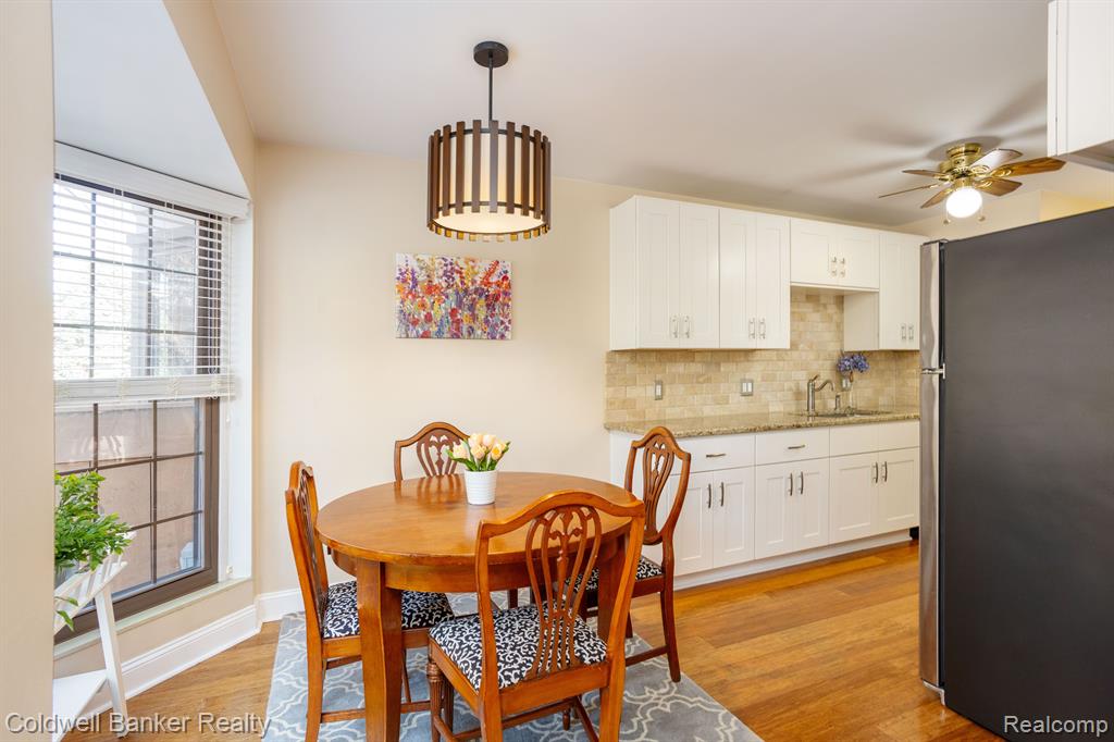 22353 Peach Tree Novi, MI 48375 - Photo 11 of 35