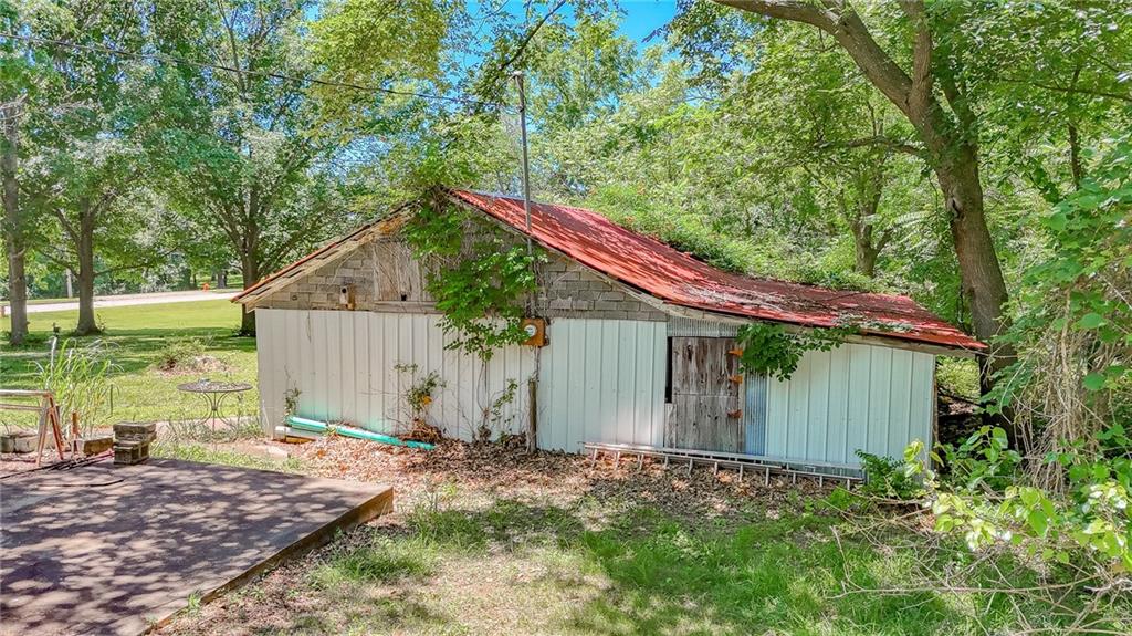 209 West Hale Lake Road Warrensburg, MO 64093 - Photo 6 of 30
