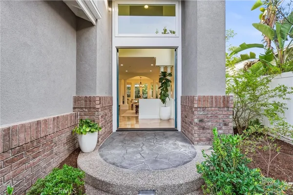 $1,999,000 | 2421 Via Mero, San Clemente, CA 92673