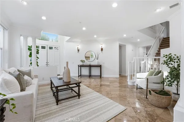 $1,999,000 | 2421 Via Mero, San Clemente, CA 92673