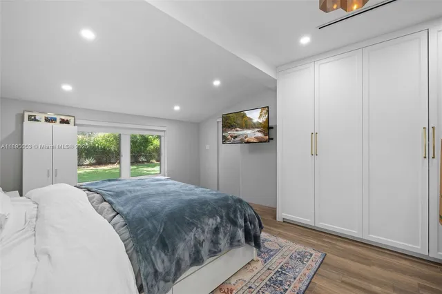 $7,500 | 90 Northeast 106th Street, Miami Shores, FL 33138