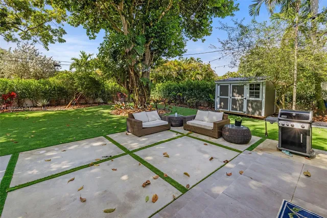 $7,500 | 90 Northeast 106th Street, Miami Shores, FL 33138