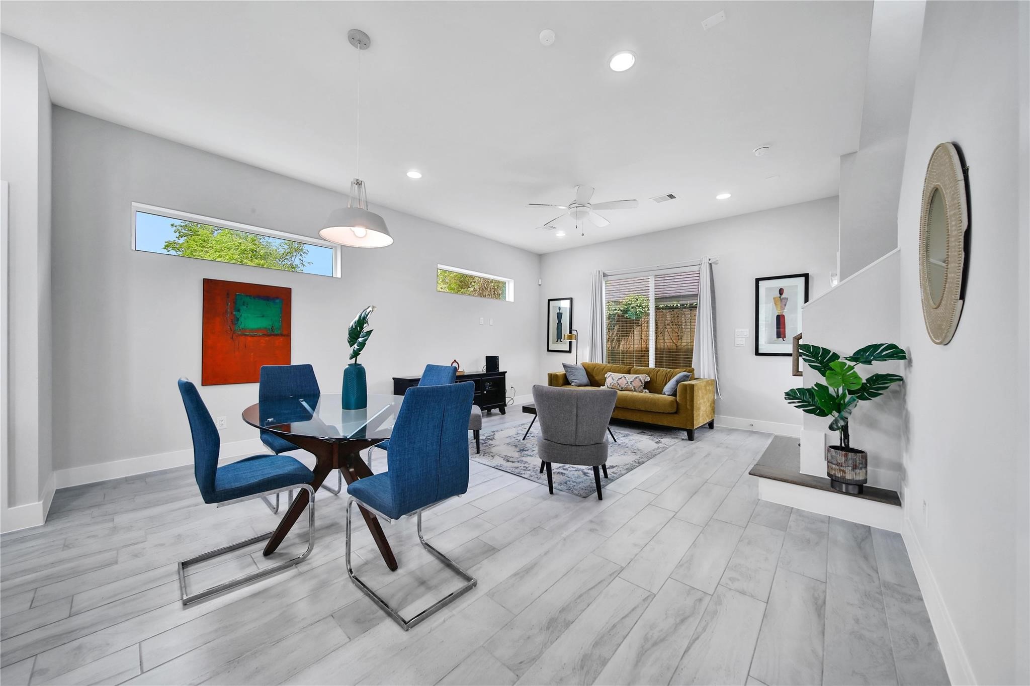 2314 Gagne Street Houston, TX 77020 - Photo 5 of 28 a living room with furniture and a potted plant