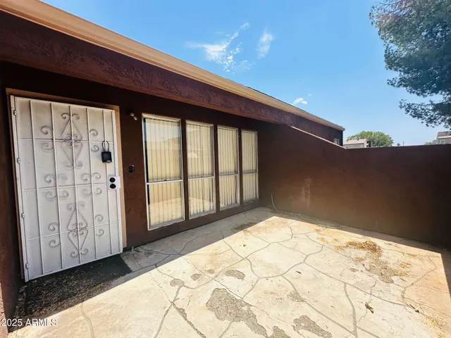 $1,400 | 2675 East Silk Oak Drive, Tempe, AZ 85288