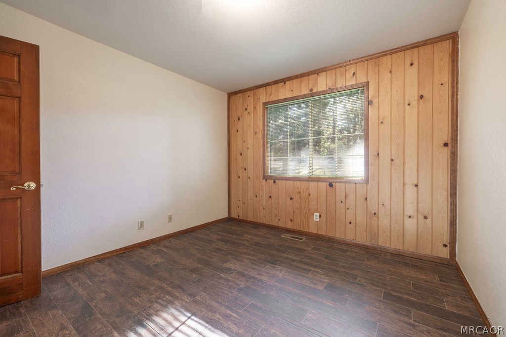 252 Riverside Avenue Sugarloaf, CA 92386 - Photo 14 of 29