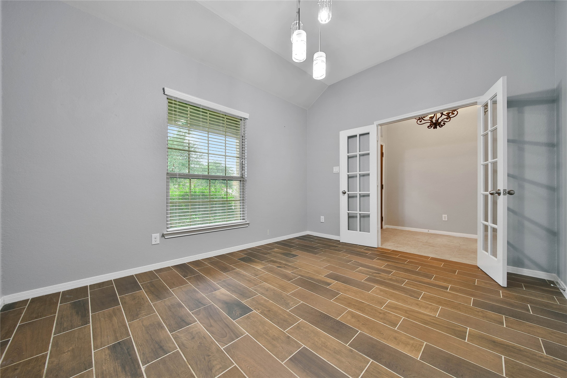 5511 Claymore Meadow Lane Spring, TX 77389 - Photo 3 of 29