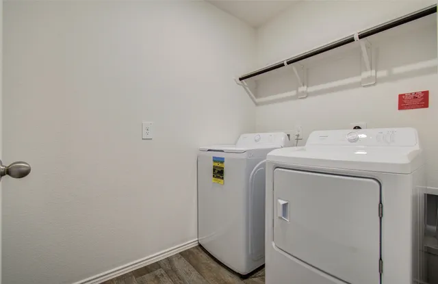 $2,100 | 3803 Zoeys Way, Fulshear, TX 77423