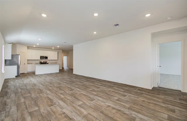 $2,100 | 3803 Zoeys Way, Fulshear, TX 77423