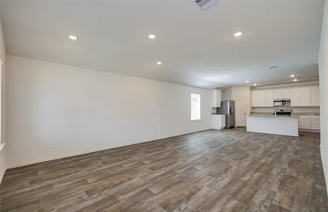 $2,100 | 3803 Zoeys Way, Fulshear, TX 77423