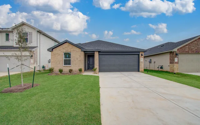 $2,100 | 3803 Zoeys Way, Fulshear, TX 77423