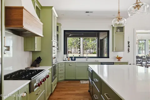 $1,785,000 | 28 East Augusta Lane, Southern Pines, NC 28387