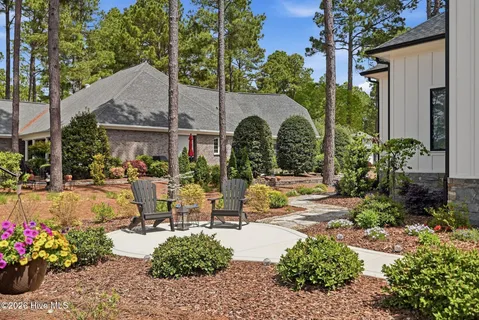 $1,785,000 | 28 East Augusta Lane, Southern Pines, NC 28387