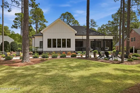 $1,785,000 | 28 East Augusta Lane, Southern Pines, NC 28387