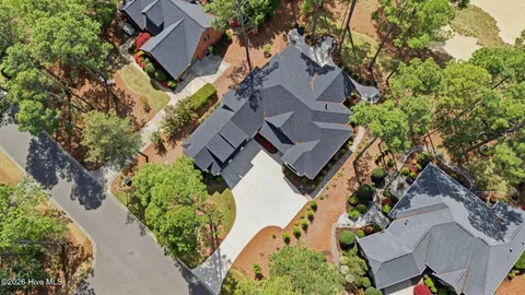 $1,785,000 | 28 East Augusta Lane, Southern Pines, NC 28387