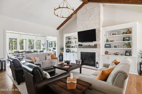 $1,785,000 | 28 East Augusta Lane, Southern Pines, NC 28387