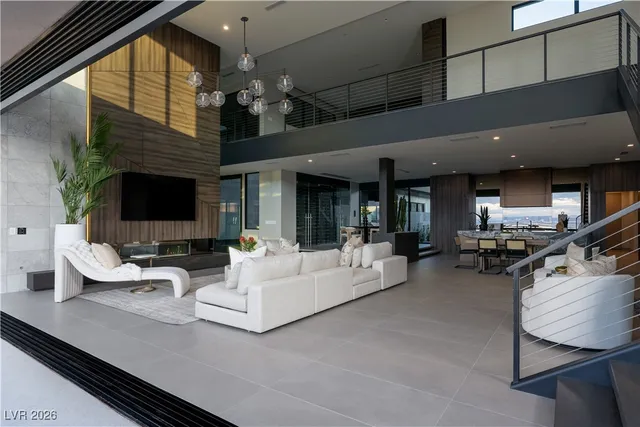 $12,600,000 | 12 Chisel Crest Court, Henderson, NV 89012