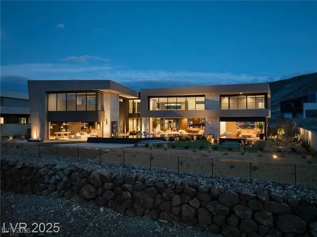 $12,600,000 | 12 Chisel Crest Court, Henderson, NV 89012