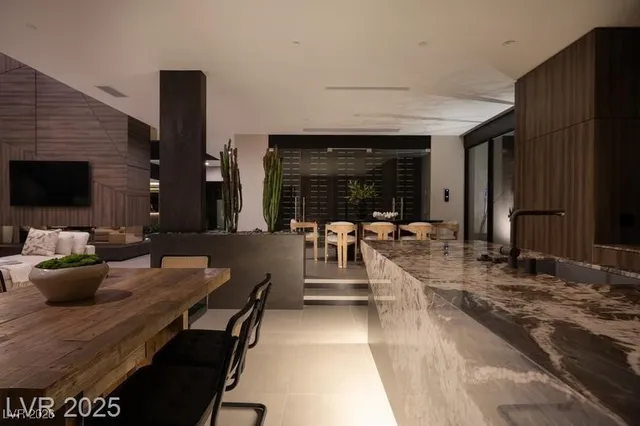 $12,600,000 | 12 Chisel Crest Court, Henderson, NV 89012