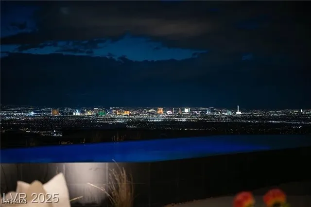 $12,600,000 | 12 Chisel Crest Court, Henderson, NV 89012