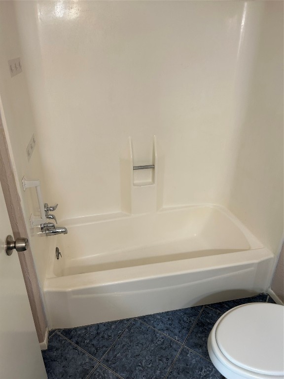 20333 Fieldtree Drive Humble, TX 77338 - Photo 15 of 23 a bathroom with a toilet and a bathtub