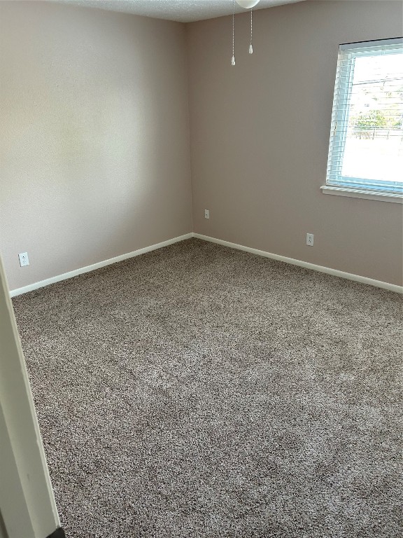 20333 Fieldtree Drive Humble, TX 77338 - Photo 23 of 23 en empty room with window
