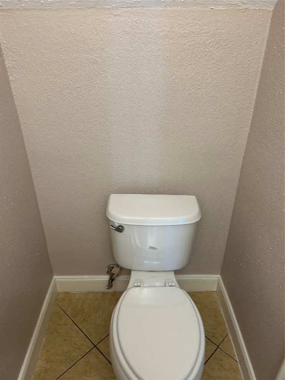 20333 Fieldtree Drive Humble, TX 77338 - Photo 9 of 23 a small bathroom with a toilet