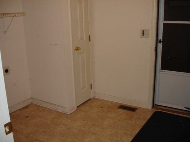 131 Coleman Road Wellford, SC 29385 - Photo 14 of 24