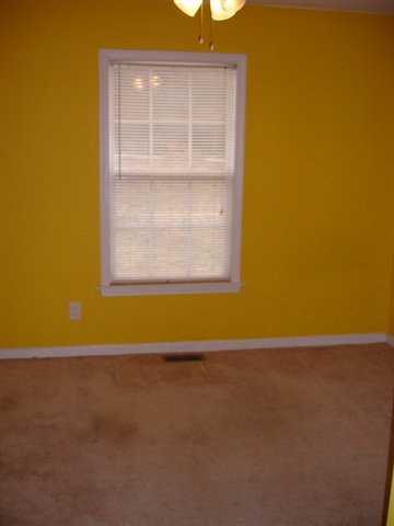 131 Coleman Road Wellford, SC 29385 - Photo 8 of 24