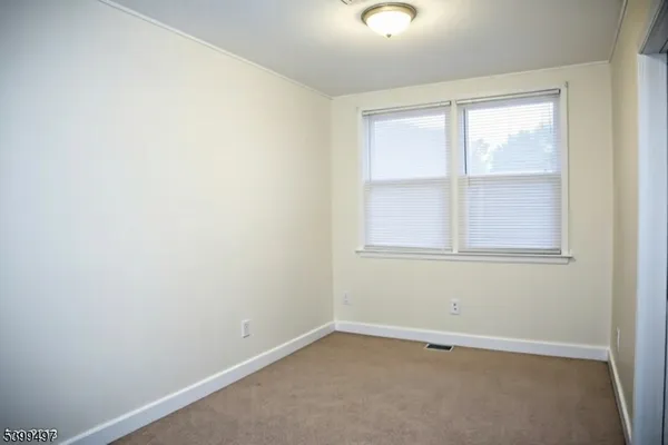 $2,900 | 203 Lawrence Avenue, Unit 1, Westfield, NJ 07090