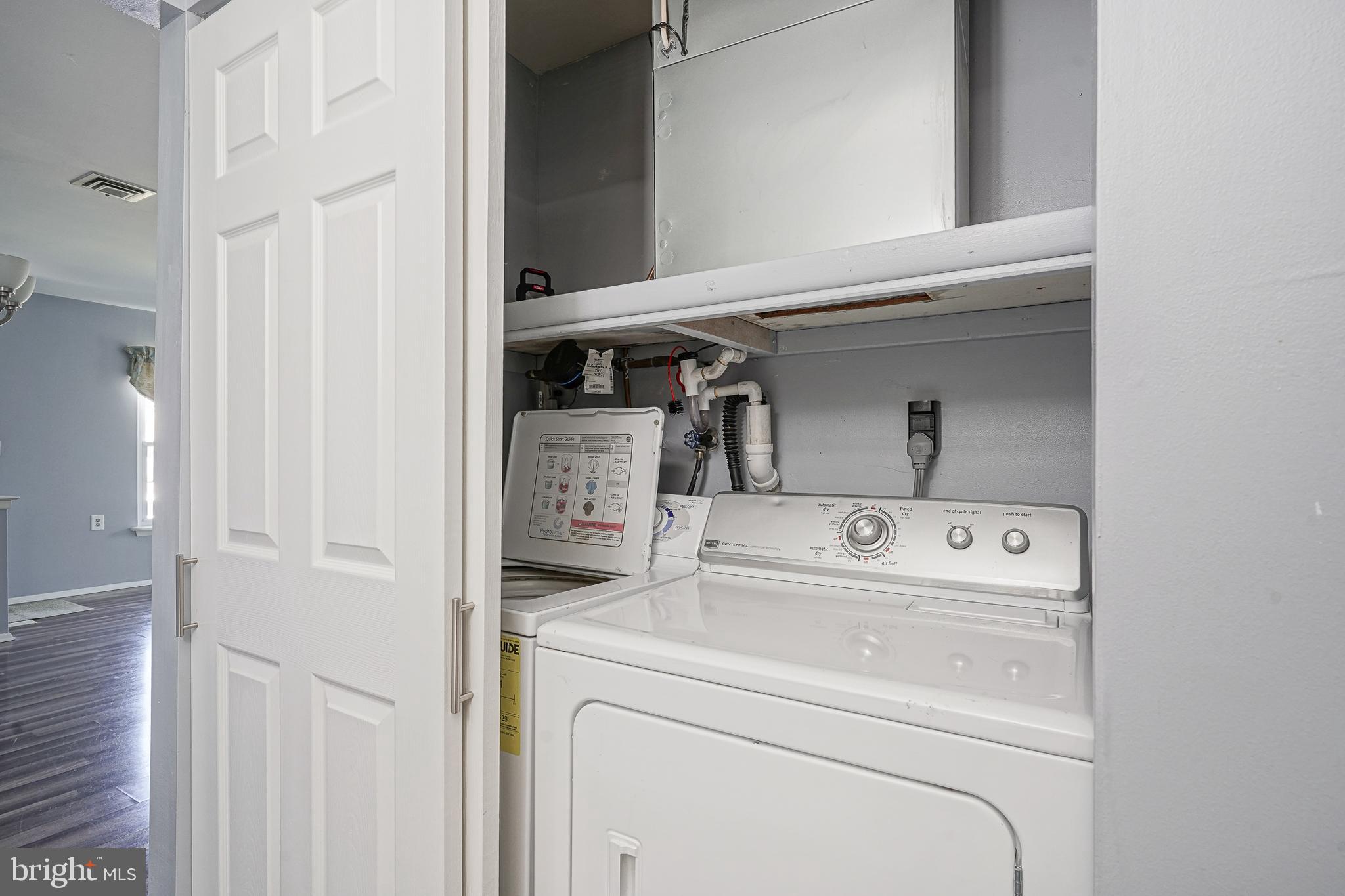 30 Buckingham Drive Southampton, NJ 08088 - Photo 21 of 24 a utility room with dryer and washer