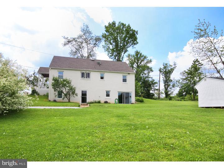 240 Mapleflower Road Glenmoore, PA 19343 - Photo 11 of 25 Exterior Back