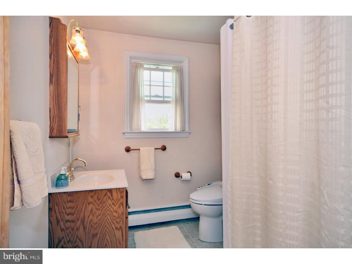 240 Mapleflower Road Glenmoore, PA 19343 - Photo 8 of 25 Bathroom