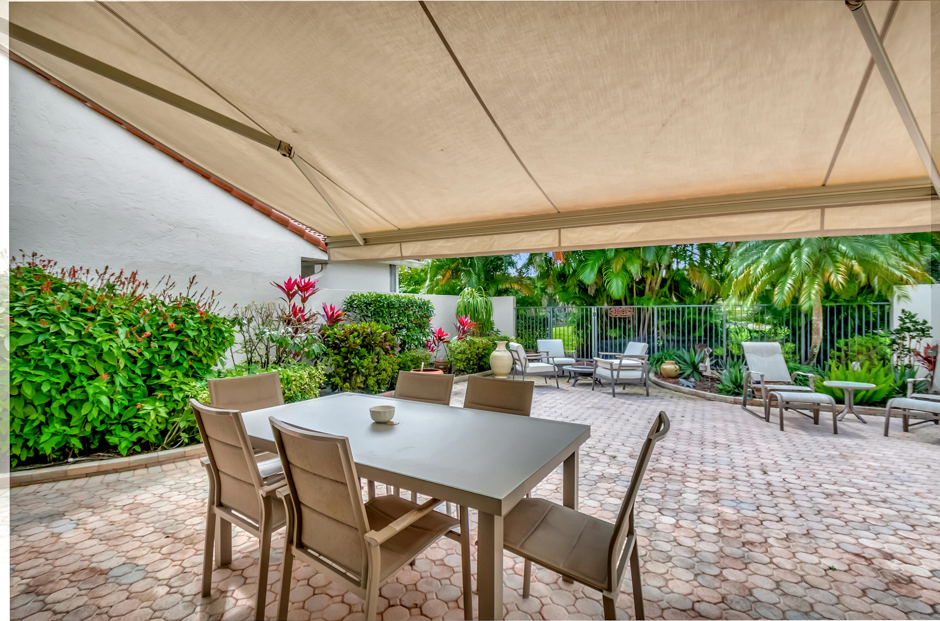 7464 Bondsberry Court Boca Raton, FL 33434 - Photo 5 of 67 DSC_4122