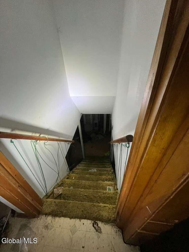 72 Cordell Road Colonie, NY 12304 - Photo 11 of 26 PHOTO-2025-12-05-07-27-20