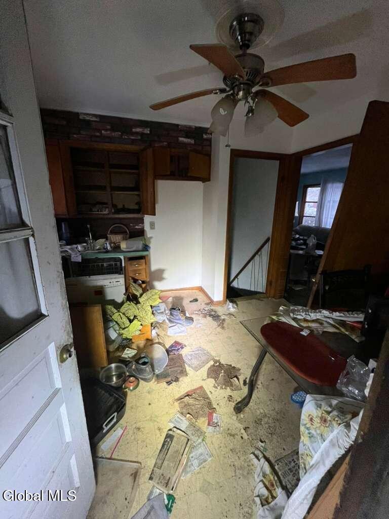 72 Cordell Road Colonie, NY 12304 - Photo 12 of 26 PHOTO-2025-12-05-07-27-22