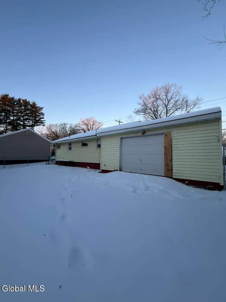 72 Cordell Road Colonie, NY 12304 - Photo 26 of 26 PHOTO-2025-12-05-07-26-11 3