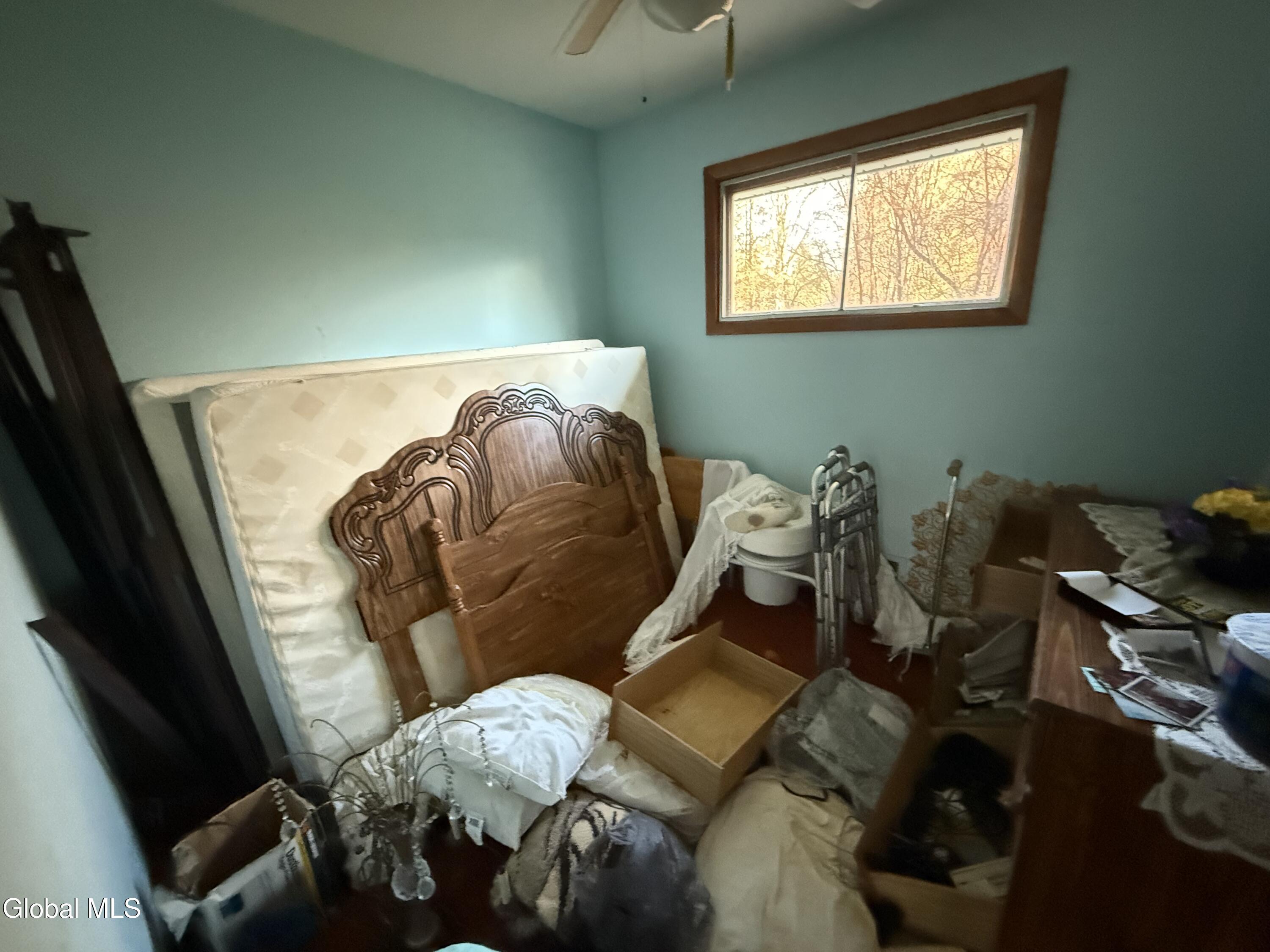 72 Cordell Road Colonie, NY 12304 - Photo 5 of 26 image 4