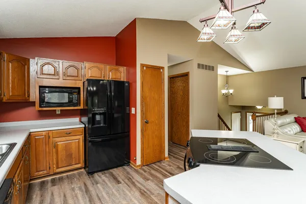 $520,000 | 745 Treetop Lane Southwest, Oronoco, MN 55960