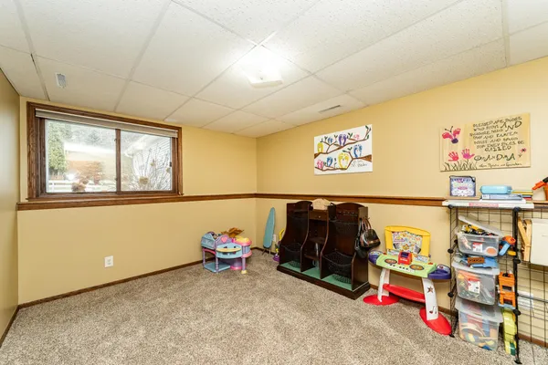 $520,000 | 745 Treetop Lane Southwest, Oronoco, MN 55960