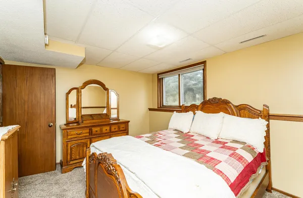 $520,000 | 745 Treetop Lane Southwest, Oronoco, MN 55960