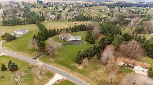 $520,000 | 745 Treetop Lane Southwest, Oronoco, MN 55960