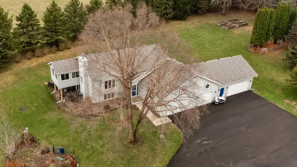 $520,000 | 745 Treetop Lane Southwest, Oronoco, MN 55960