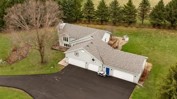 $520,000 | 745 Treetop Lane Southwest, Oronoco, MN 55960