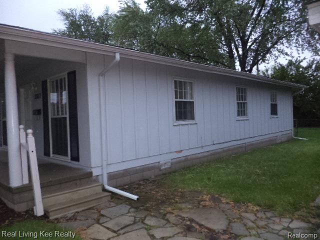 33657 Garfield Road Fraser, MI 48026 - Photo 6 of 13