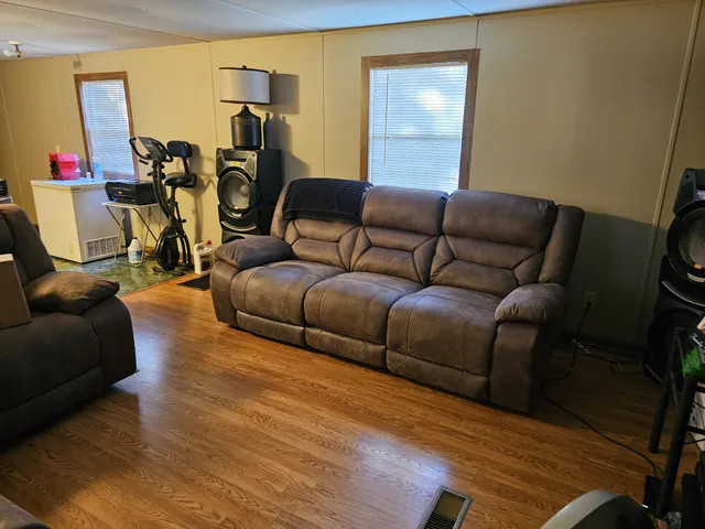 $105,000 | 105 Fairview Avenue, Cornersville, TN 37047