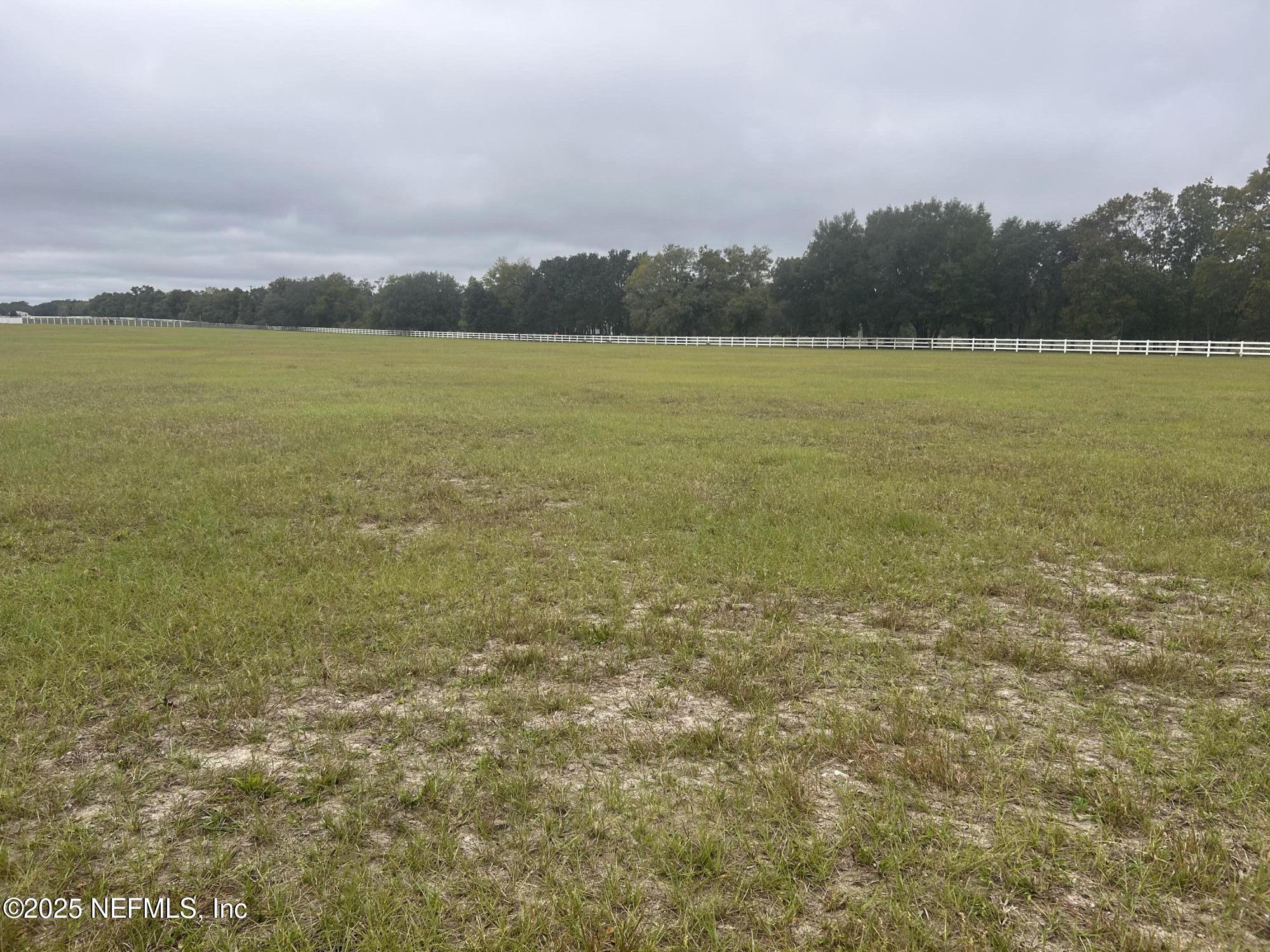 5411 State Road 21 Keystone Heights, FL 32656 - Photo 16 of 31 a view of an ocean and beach