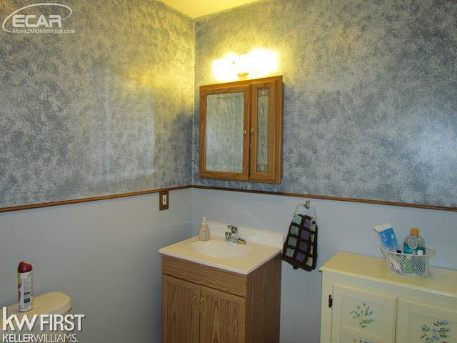 3272 North Burkhart Road Howell, MI 48855 - Photo 9 of 23 21268909-8.JPG