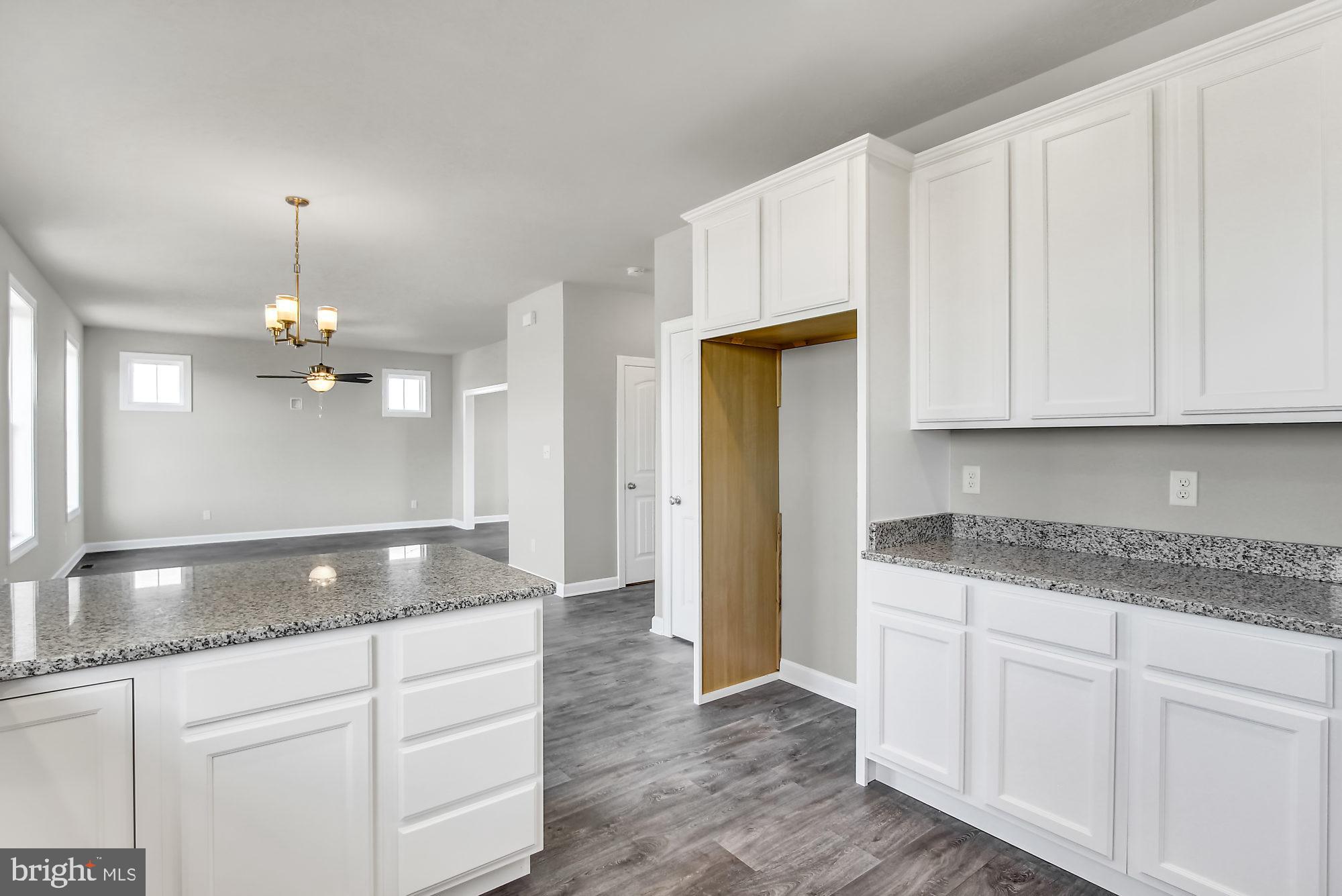 100 Lobell Road, Unit 13 Abbottstown, PA 17301 - Photo 11 of 23