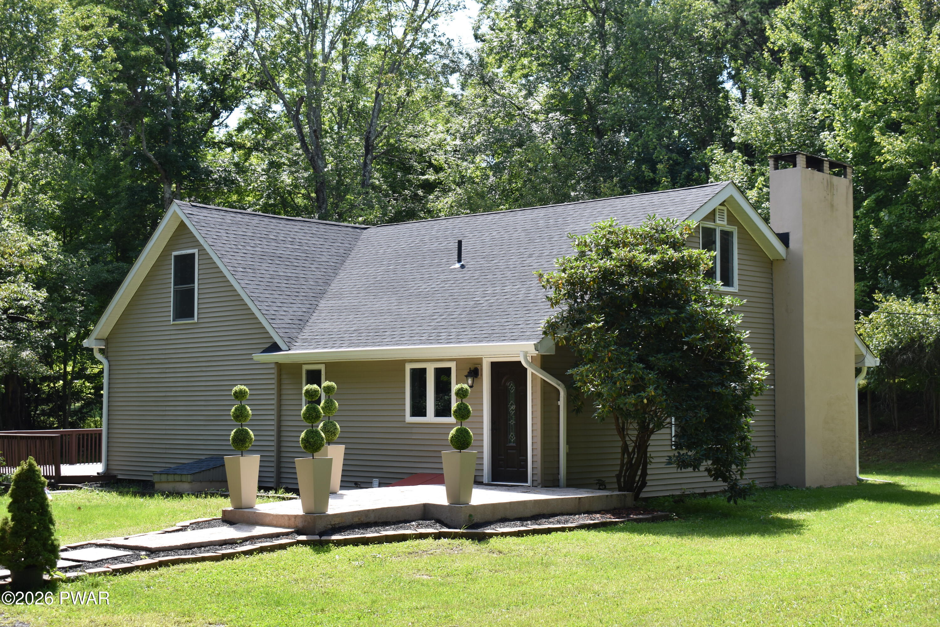241 Rt 590 Greeley, PA 18425 - Photo 1 of 20 Gallery Image 1
